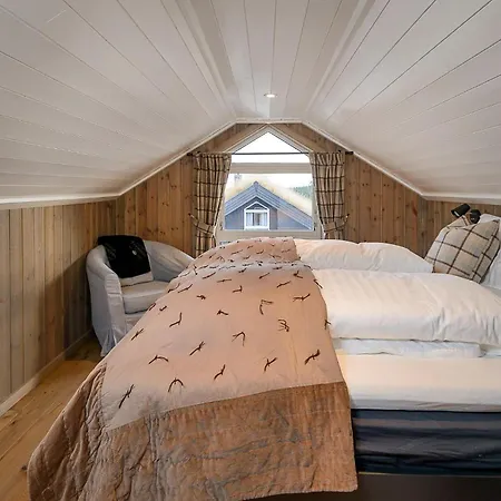 Gorgeous In With Kitchen * Sjusjoen